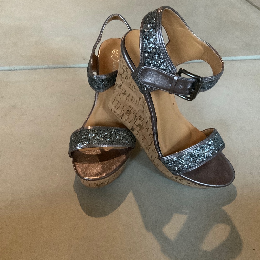 Forever Wedge Sandals Glitter Metallic Gunmetal